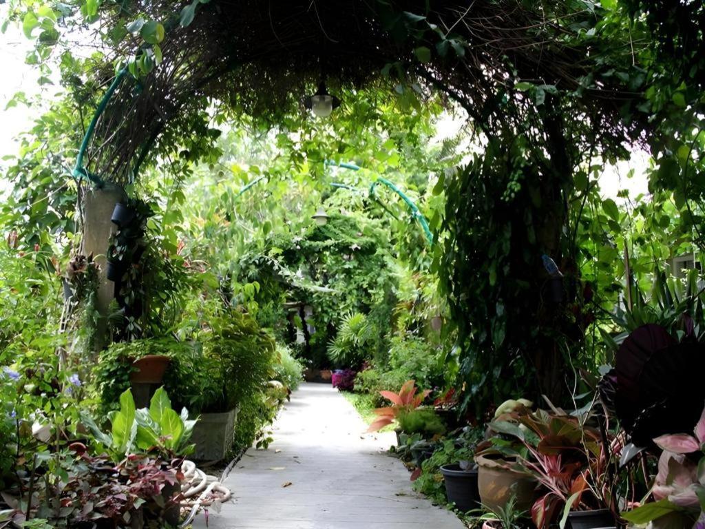Rommai Rimnaam Resort Ranong Exterior photo