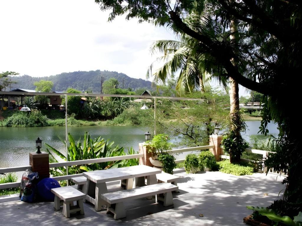 Rommai Rimnaam Resort Ranong Exterior photo