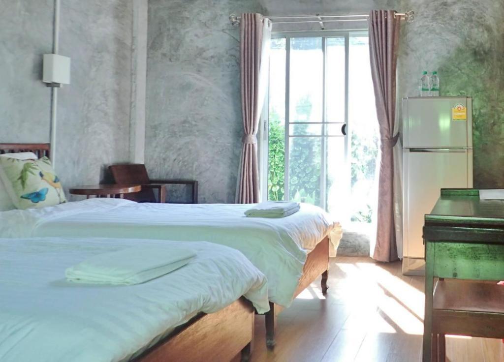 Rommai Rimnaam Resort Ranong Exterior photo